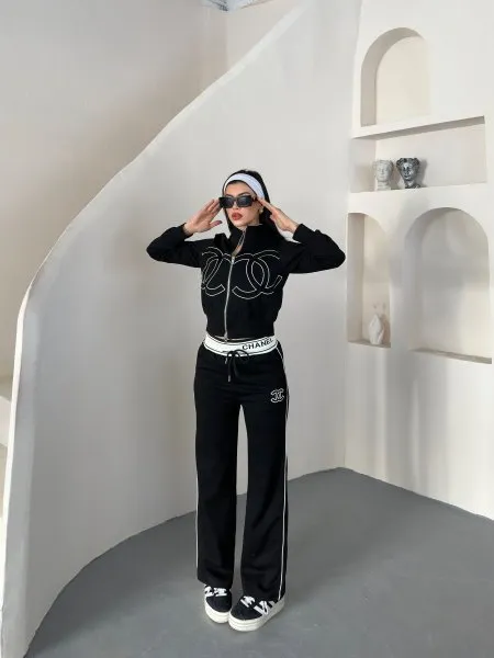 بدلة CHANEL