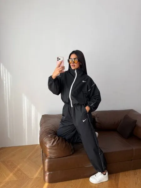 بدلة NIKE