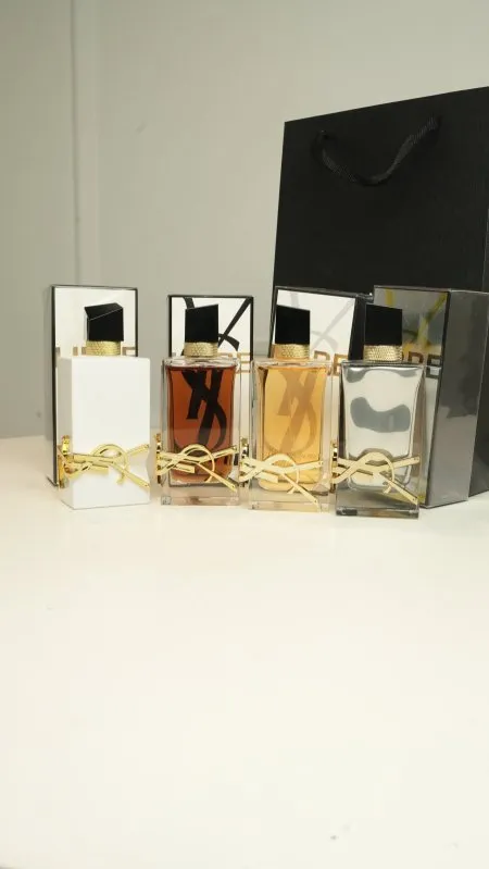 عطر - Yves Saint Laurent Libre شامل كيس الشركة