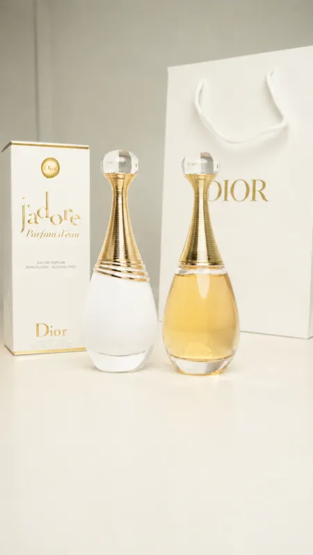 عطر - Dior Jadore جادور - شامل كيس الشركة