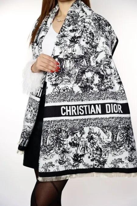 شال كتف - Dior / خامة كشميرية