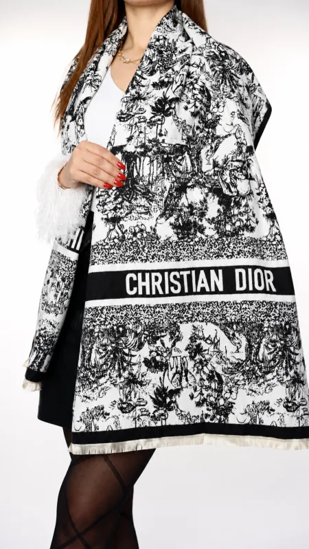 شال كتف - Dior / خامة كشميرية