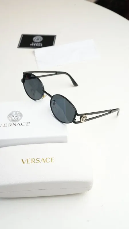 نظارة - Versace  / شامل علبة و كيس الشركة