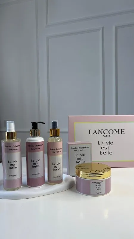 طقم عطر La vai est bella - ٥ قطع / شامل علبة الشركة