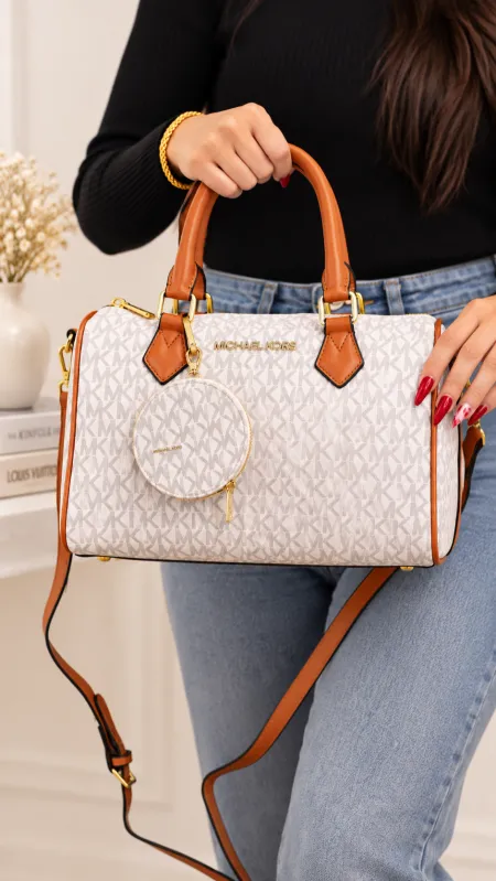 شنطة - Michael Kors speedy