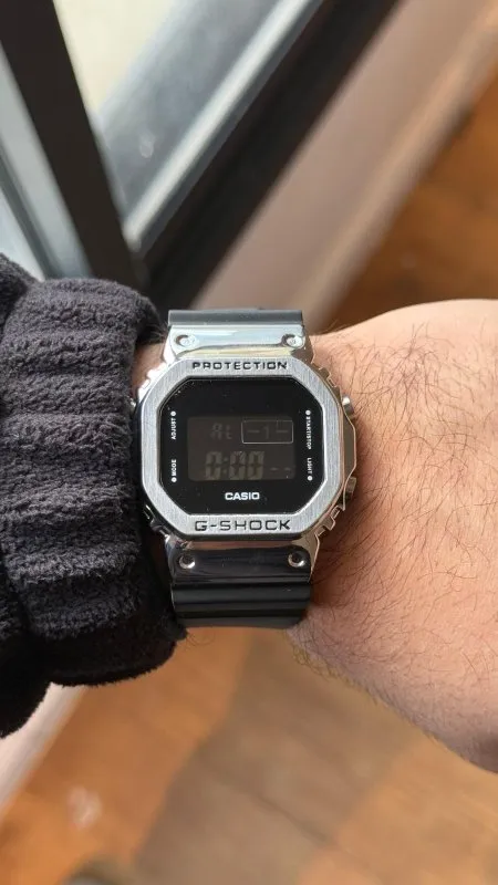 ساعة -G-SHOCK