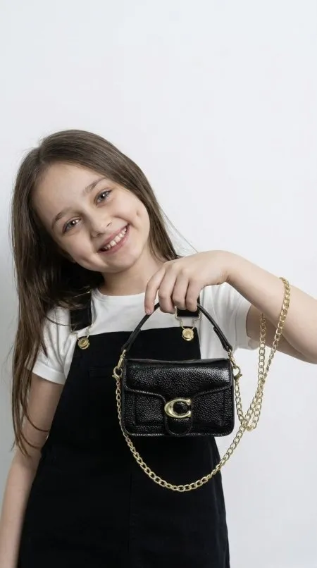 شنطة Dior  بناتي اطفال