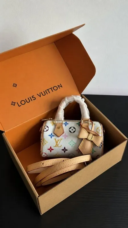 شنطة - Louis Vuitton speedy / شامل علبة الشركة 1158