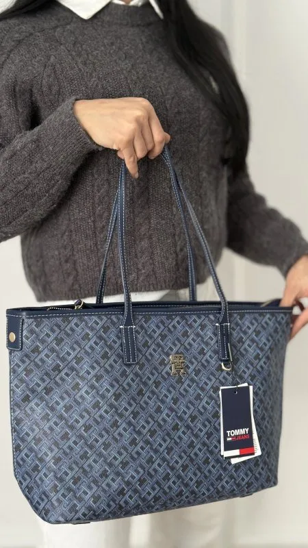 شنطة -Tommy Hilfiger كوالتي ماستر
