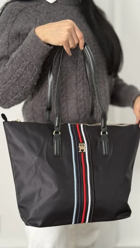 شنطة Tommy Hilfiger - قماش