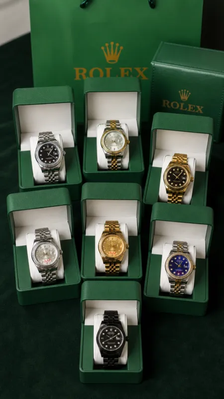 ساعة - Rolex شبابية  زركون / شامل العلبة و الكيس