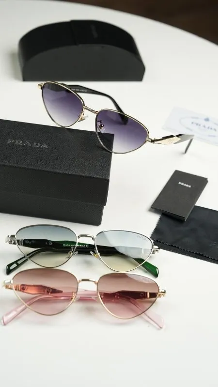 نظارة - Prada / شامل علبة الشركة