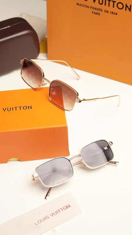 نظارة- Louis Vuitton / شامل علبة الشركة و الكيس