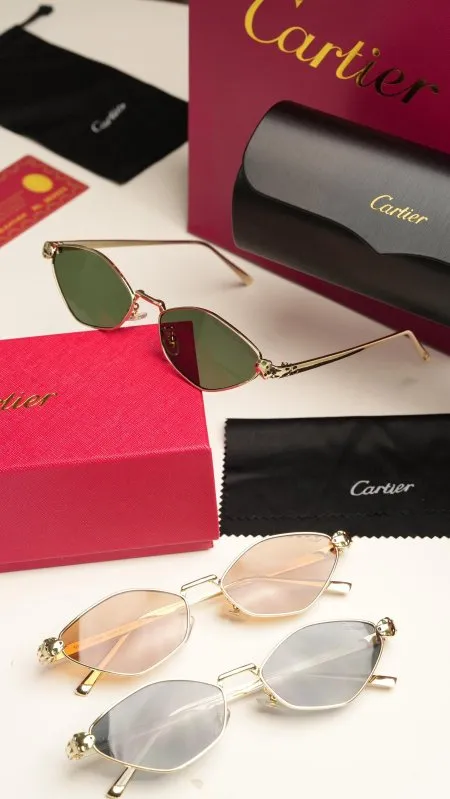 نظارة - Cartier / شامل كيس و علبة الشركة