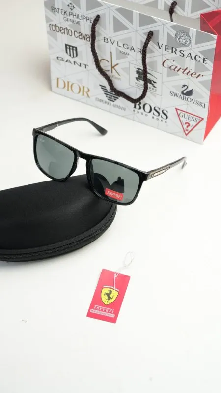 نظارة ferrari / شامل علبة فخمة وكيس