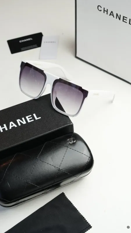 نظارة- Chanel/ شامل علبة و كيس الشركة