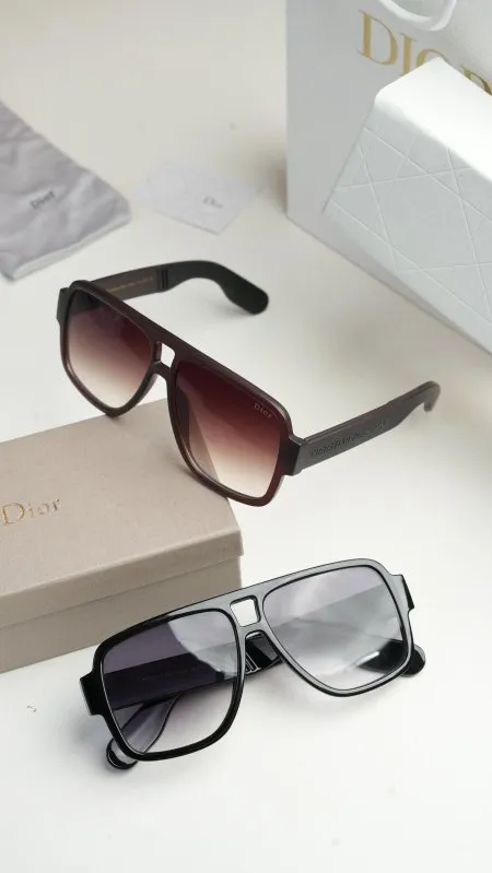 نظارة - DIOR / شامل كيس و علبة الشركة