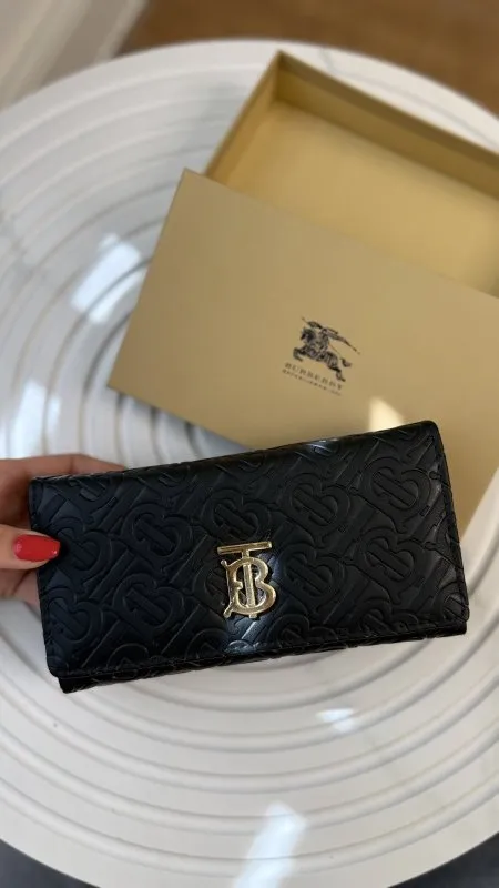 جزدان - BURBERRY / شامل علبة