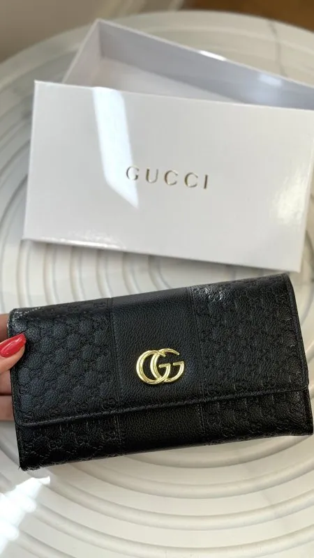 جزدان - GUCCI / شامل علبة