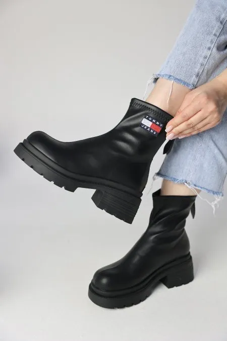 جزمة TOMMYقصير