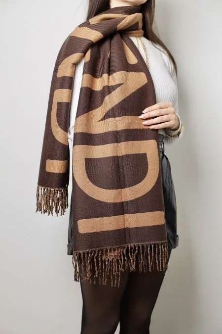 شال كتف Fendi