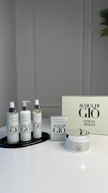 طقم عطر Gio Armani - رجالي - ٥ قطع / شامل علبة الشركة