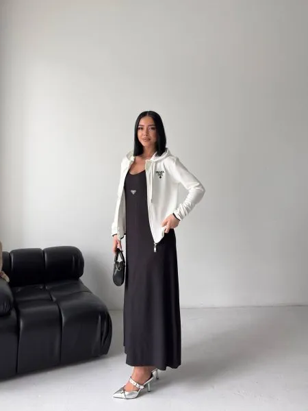 طقم PRADA